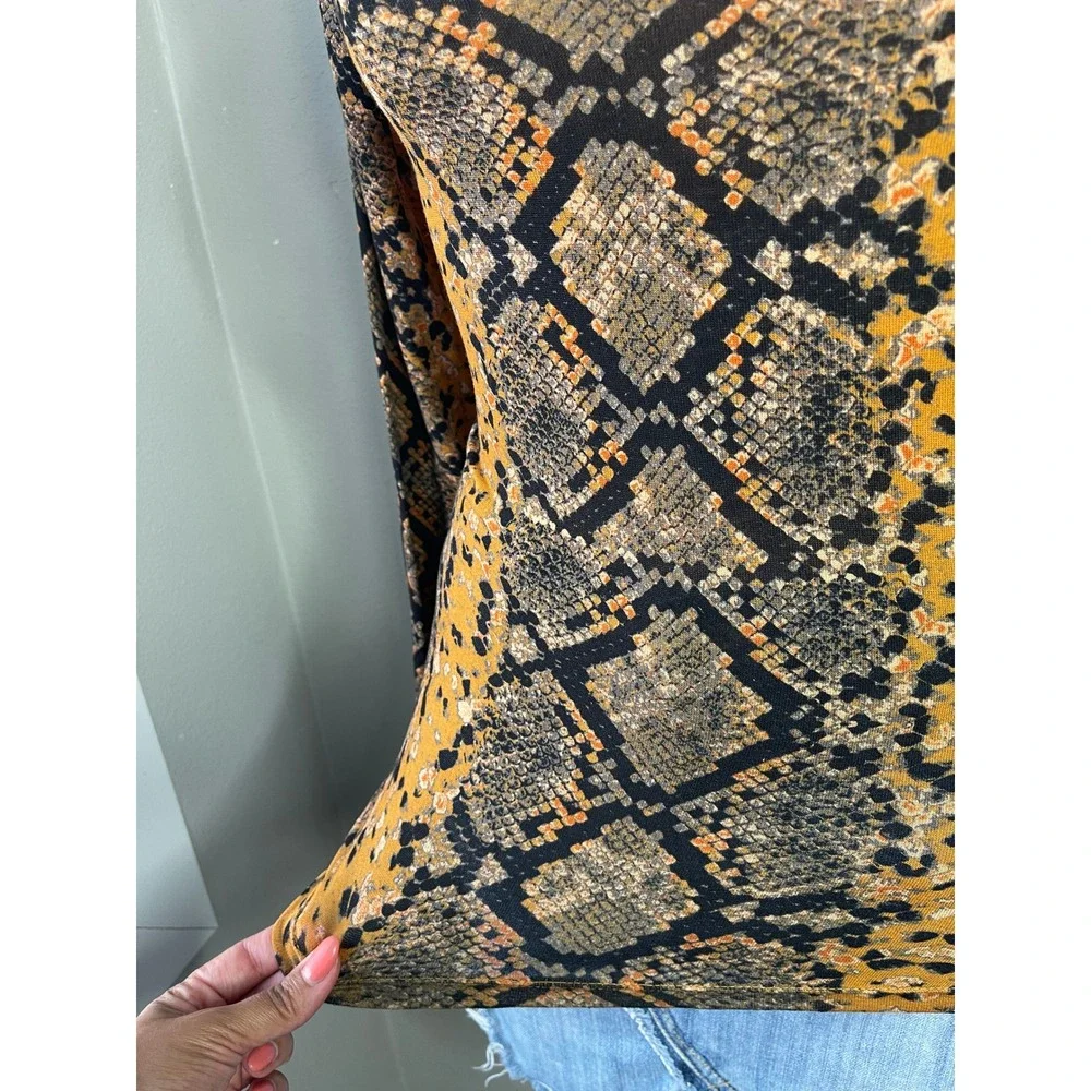 Leith Turtleneck Top Mustard Brown Snakeskin Print Long Sleeve Stretch Medium